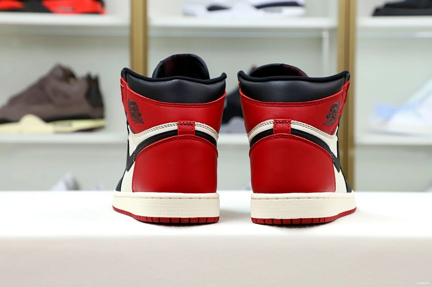 RETRO HIGH AIR JORDAN TOE' 'BRED OG 1 1008